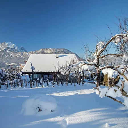 Apartamento In Tirol Close To The Ski Slopes Sankt Johann in Tirol