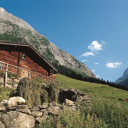 Apartamento In Tirol Close To The Ski Slopes Sankt Johann in Tirol